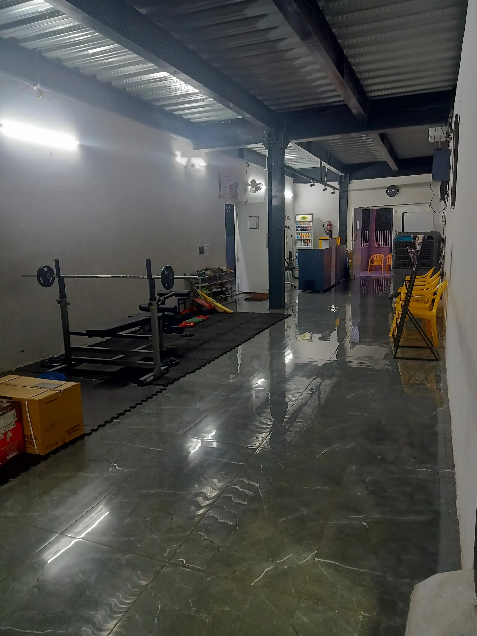 Popular Sports Center