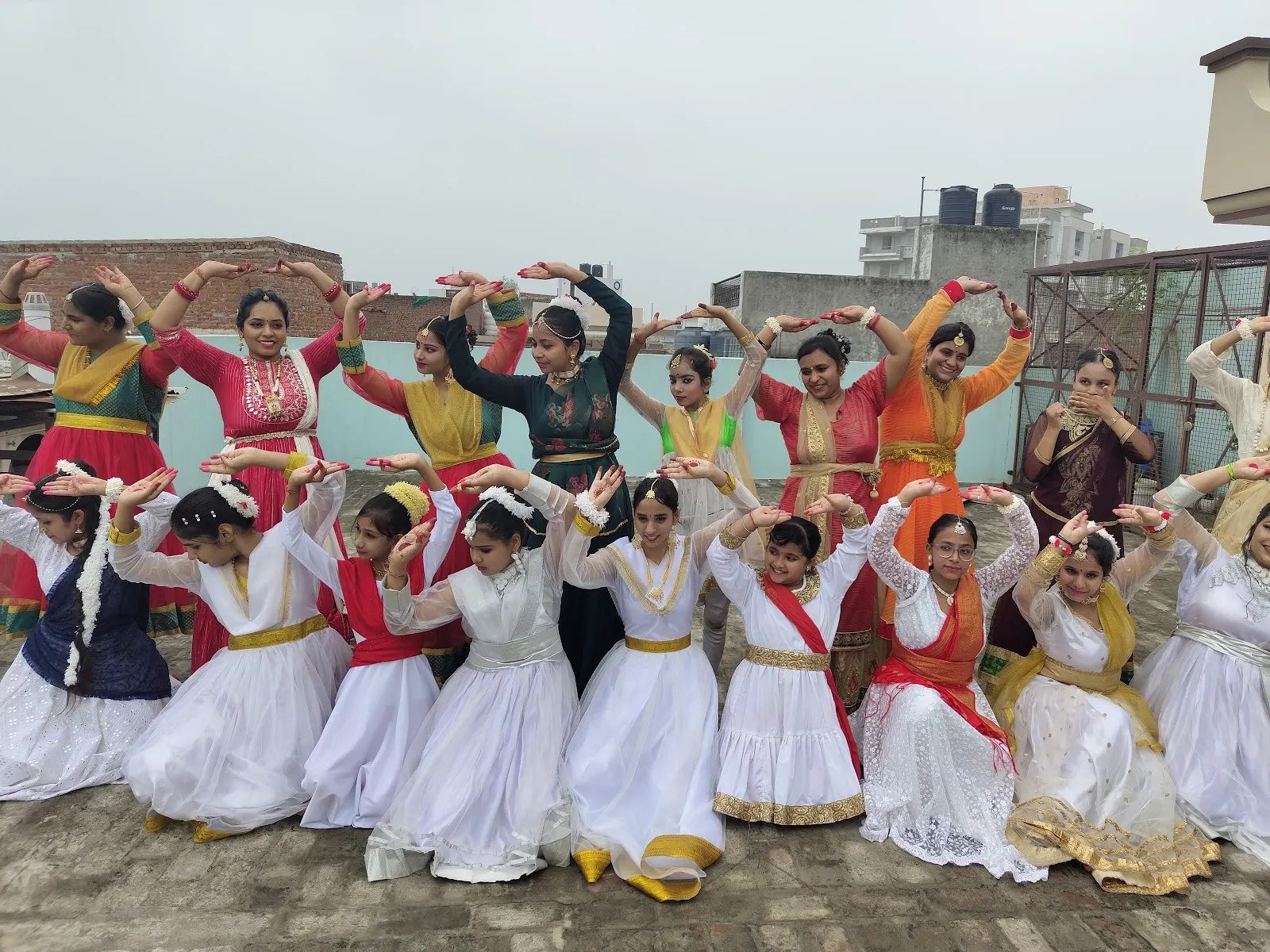 Pooja Shastriya Sangeet Kala Vidhyalaya photo 1