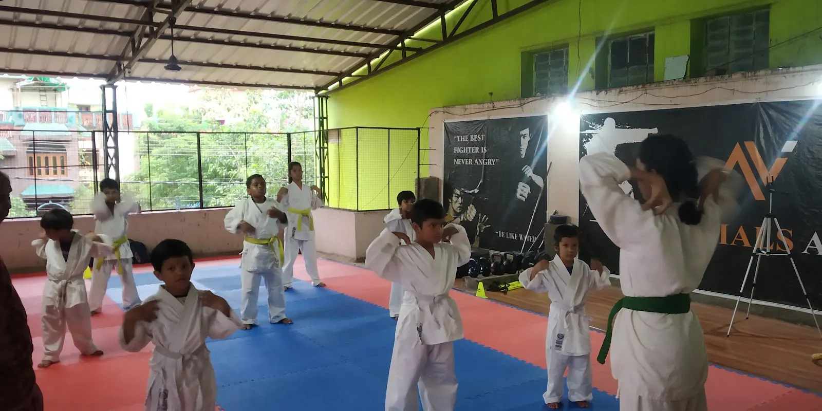 AV FIGHT CLUB (MMA, BOXING, BJJ, KARATE AND KICKBOXING) ) photo 1
