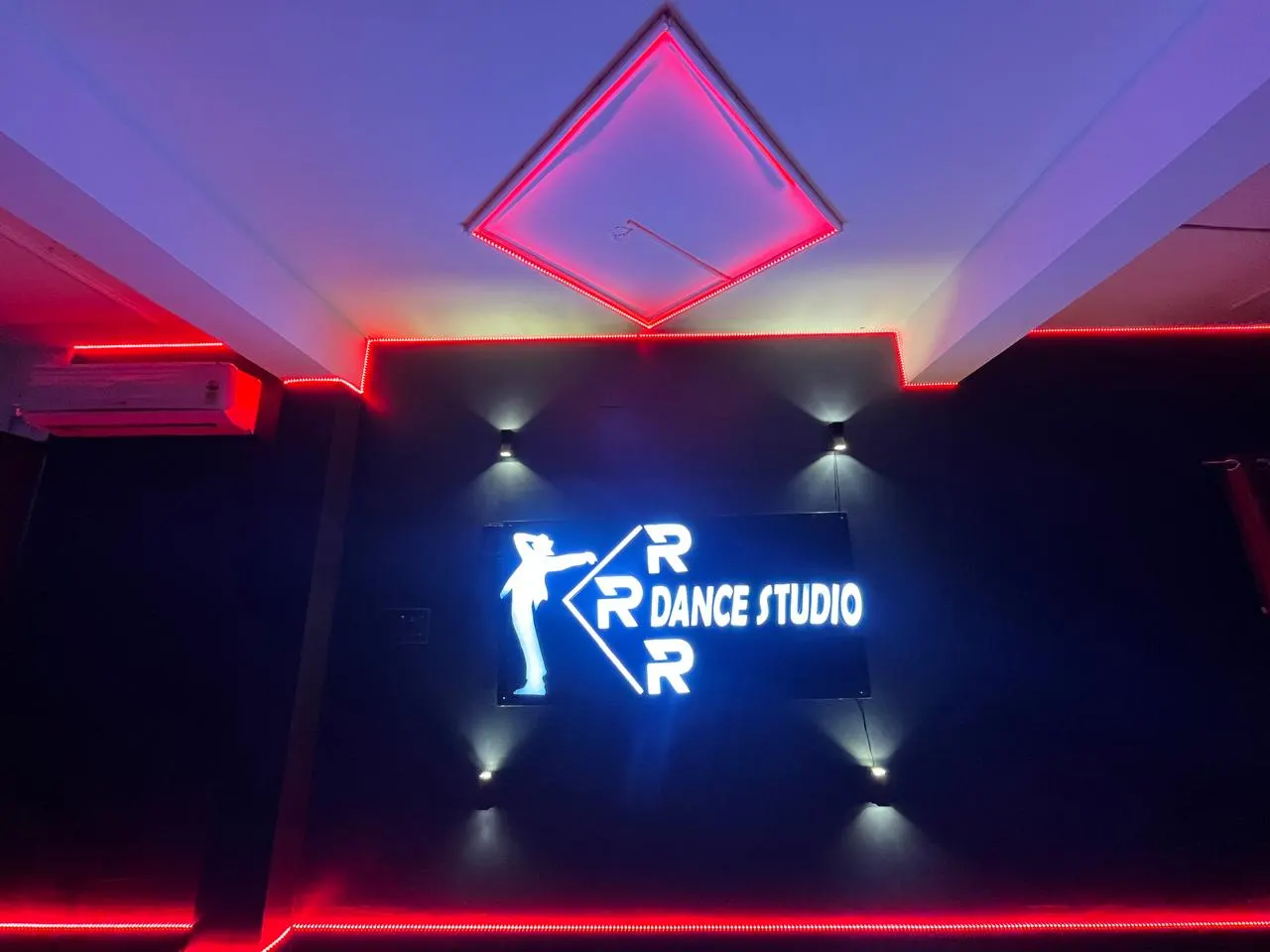 RRR DANCE STUDIO photo 1