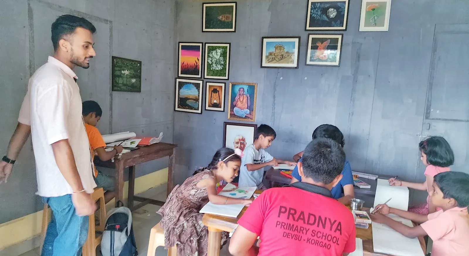 SM Art - Art Class in Harmal photo 1