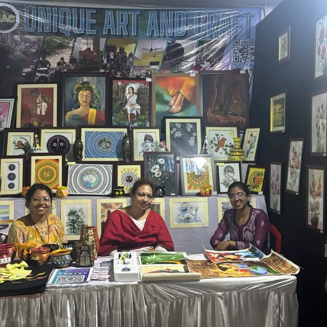 Unique Art and Craft photo 1
