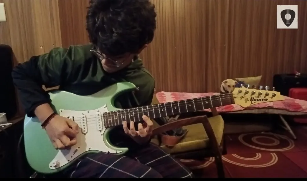 Riffs Guitar Classes photo 1