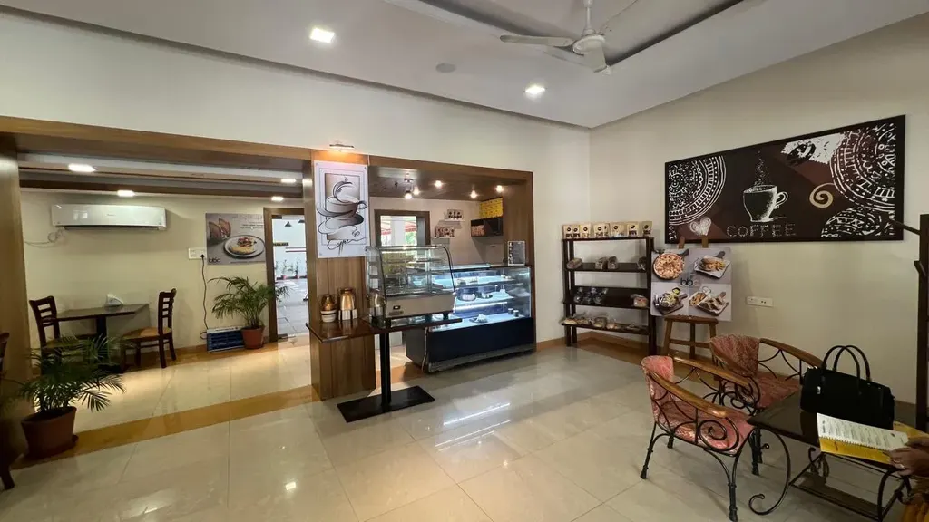 Arera Club — Tennis in Tulsi Nagar
