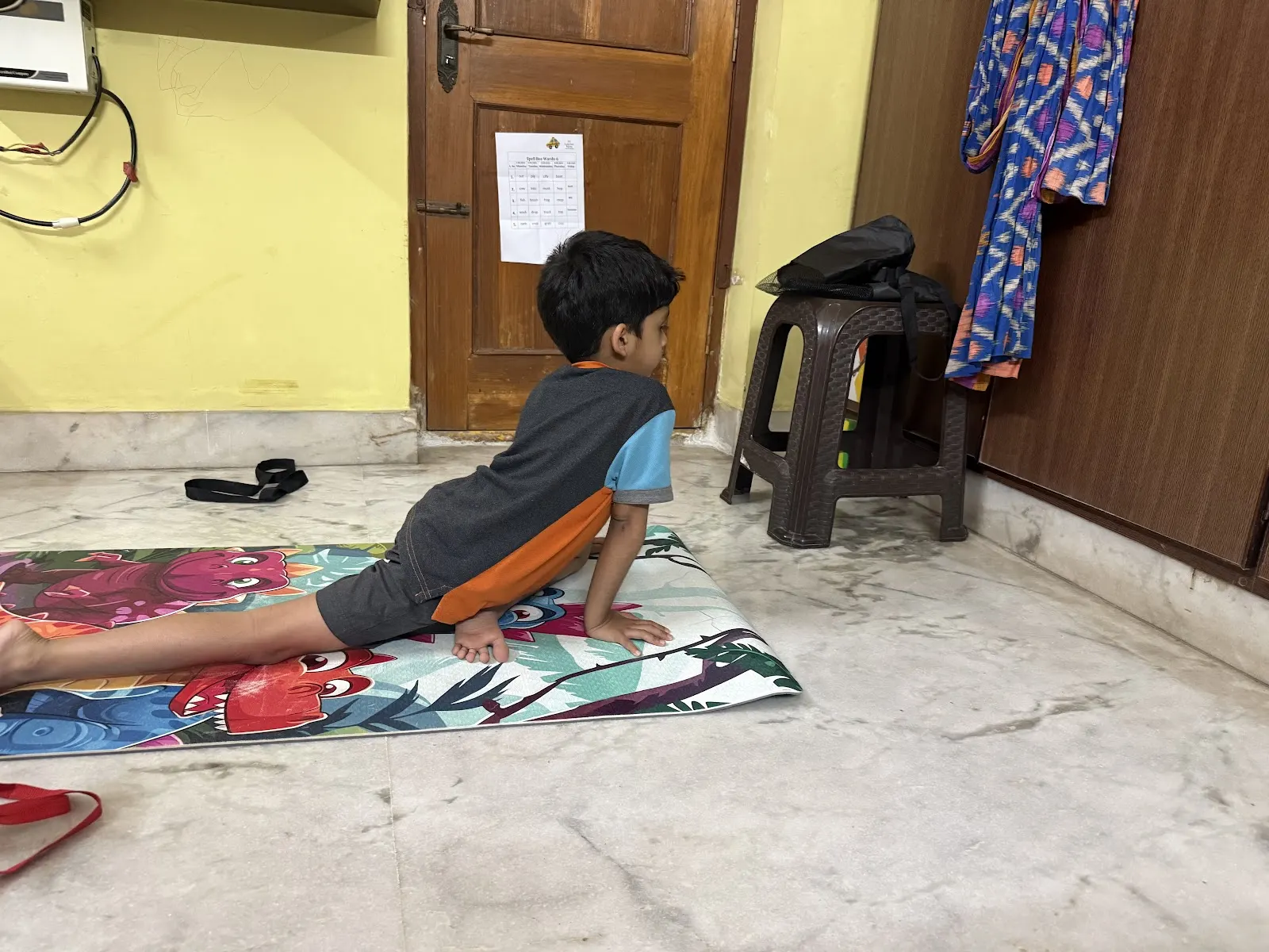 YOGINI(CERTIFITED Yoga Teacher - MA Yoga Acharya) photo 1
