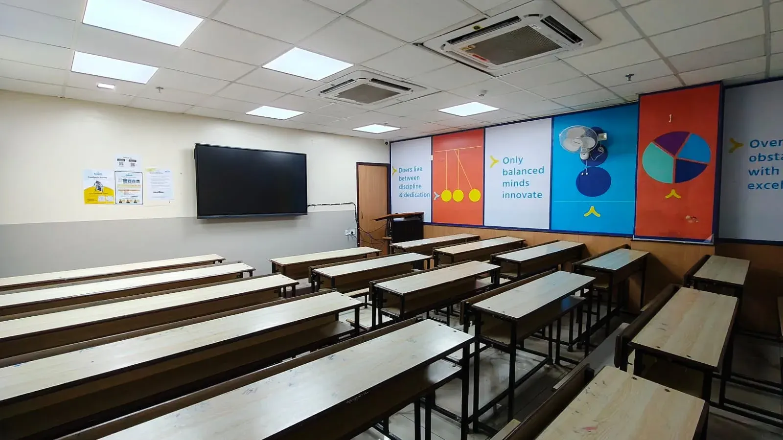 Aakash Institute Modipuram photo 1
