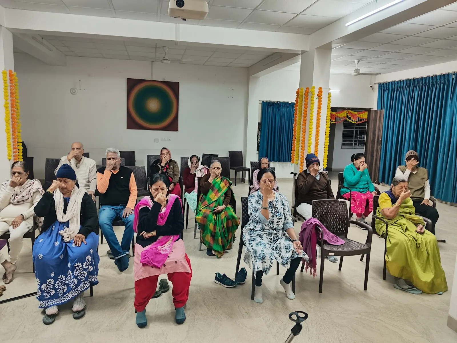 गुरुकुल योगा क्लासेस photo 1