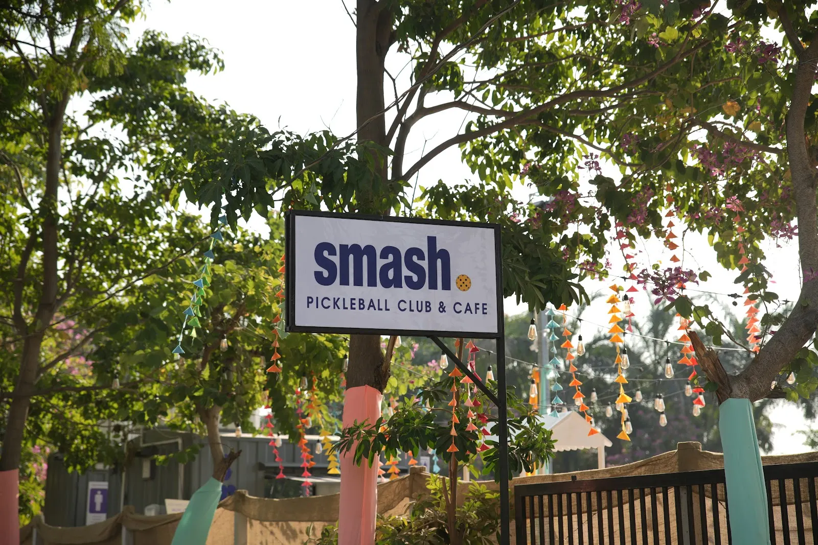Smash Pickleball Club & Cafe photo 1