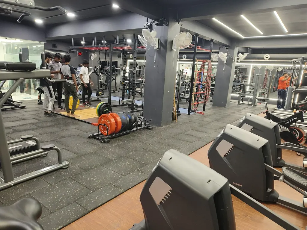HIIT FITNESS