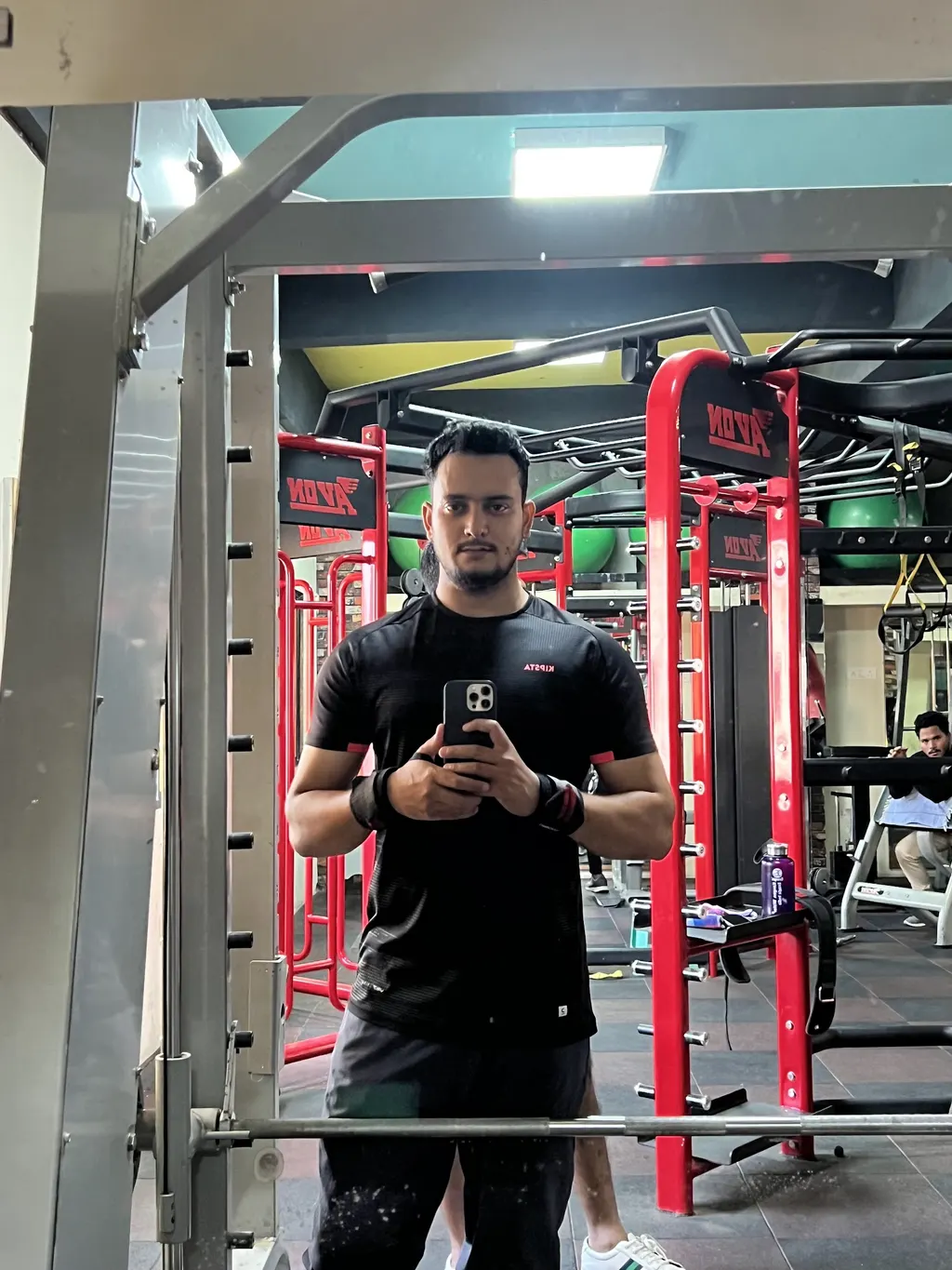 V Plus Family Fitness Club — Deladva Gam