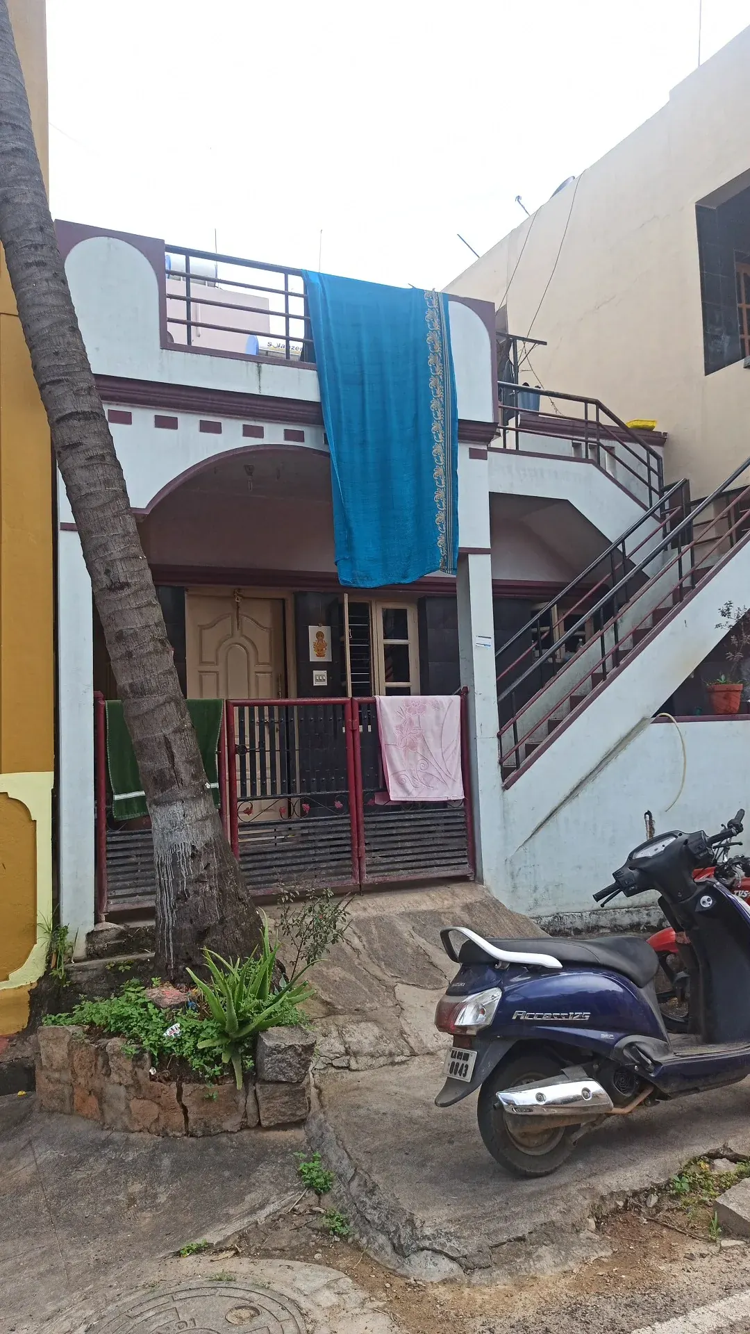Ravi badminton stringing — Badminton in Ramakrishna Nagara, Mysore