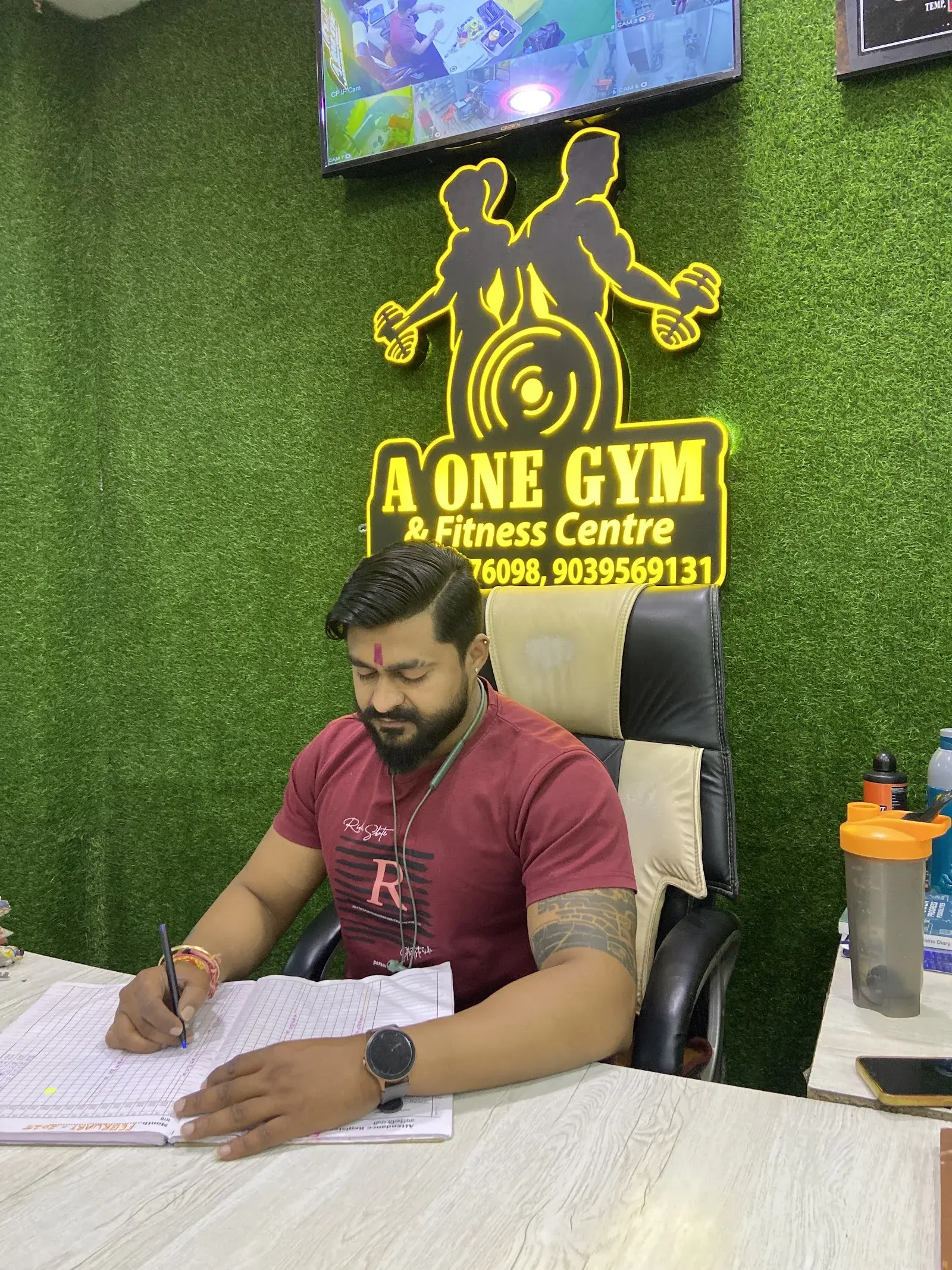A-ONE GYM & FITNESS CENTER GIRLS & BOYS (KOLAR) photo 1