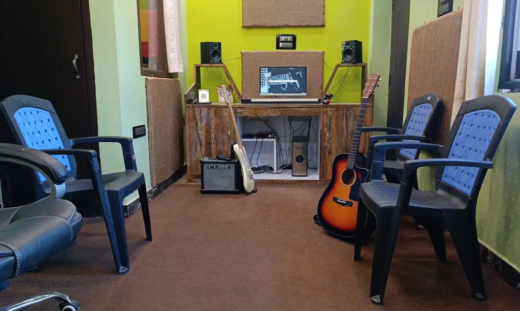 Chromatic Studio & Music School — Music in Ramkrishan Nagar