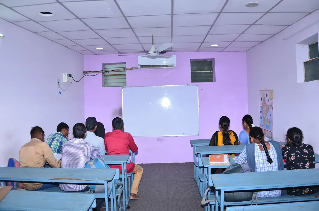 Subhash Institute of Competitive Exams (SICE) RRB SSC Railway Coaching — Public Speaking in Governor Peta
