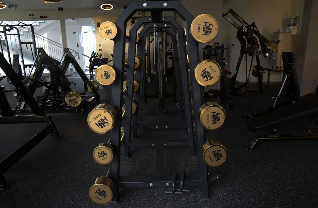 H&H Premium fitness centre Kaloor