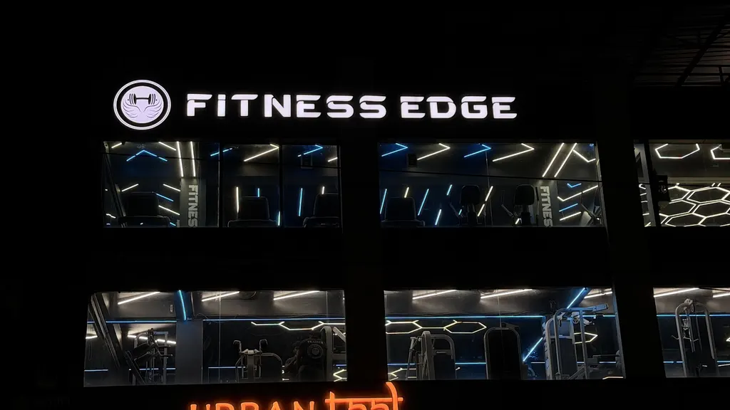 FITNESS EDGE