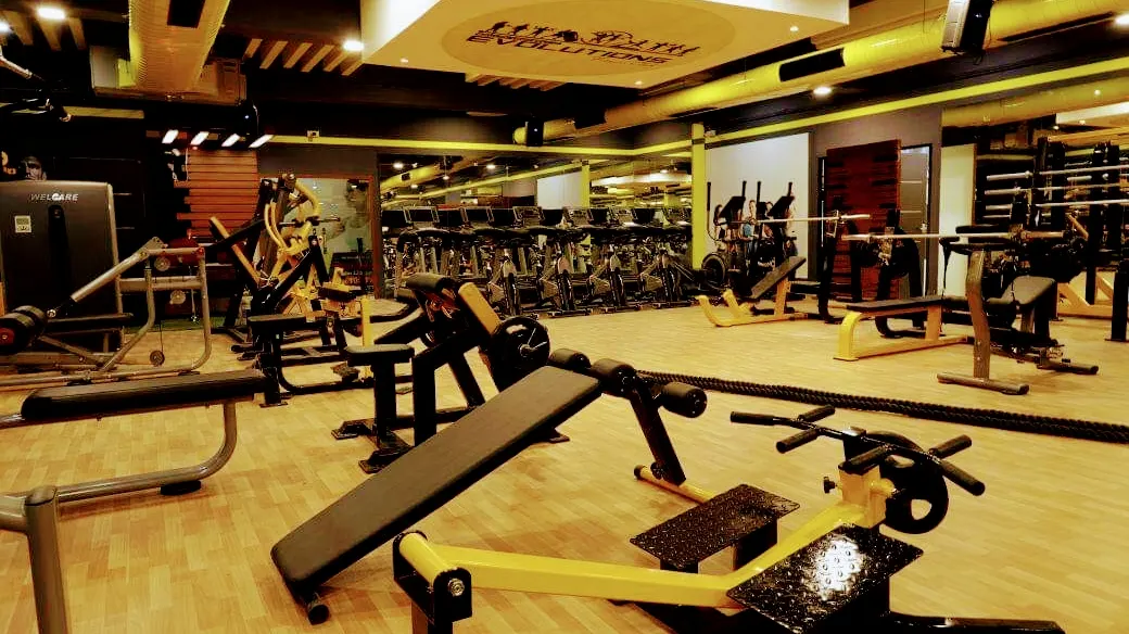 Evolutions Fitness Club - Unisex Fitness Center | Best Gym in Saibaba Colony — Fitness Center in Kuppakonam Pudur, Coimbatore