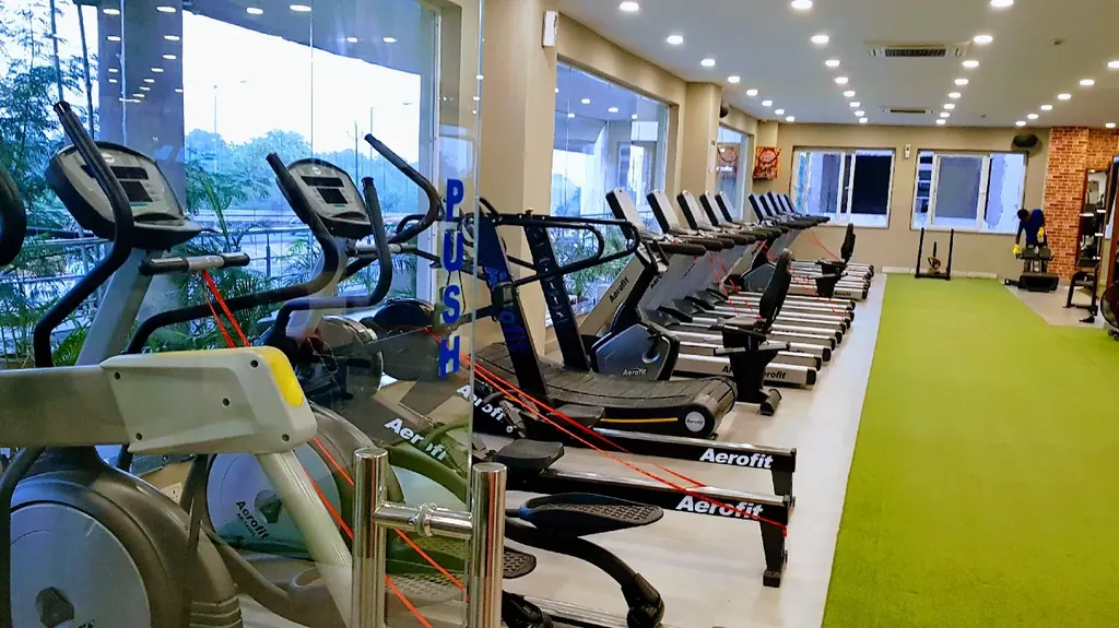 Workout Gym & Gym Machine Suppliers Armapur — Standard Gym in Armapur