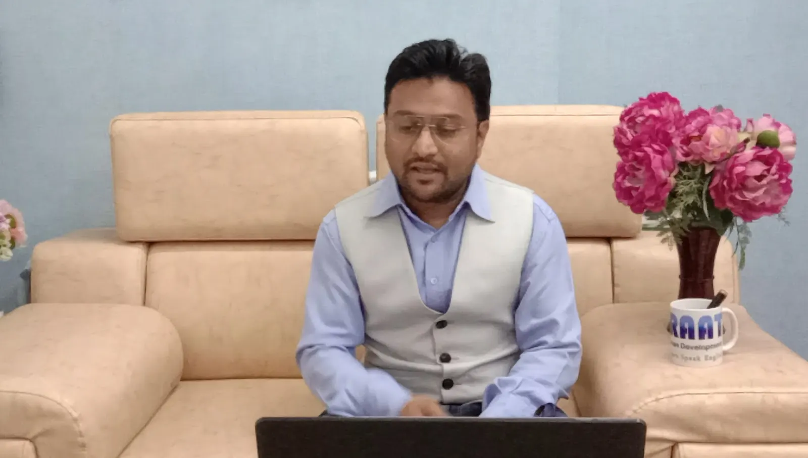 SiRAAT Human Development — Public Speaking in Chauta Pul, Surat