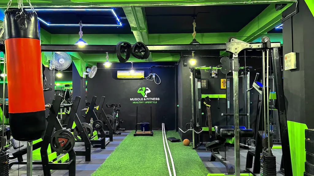 Muscle & Fitness Gym