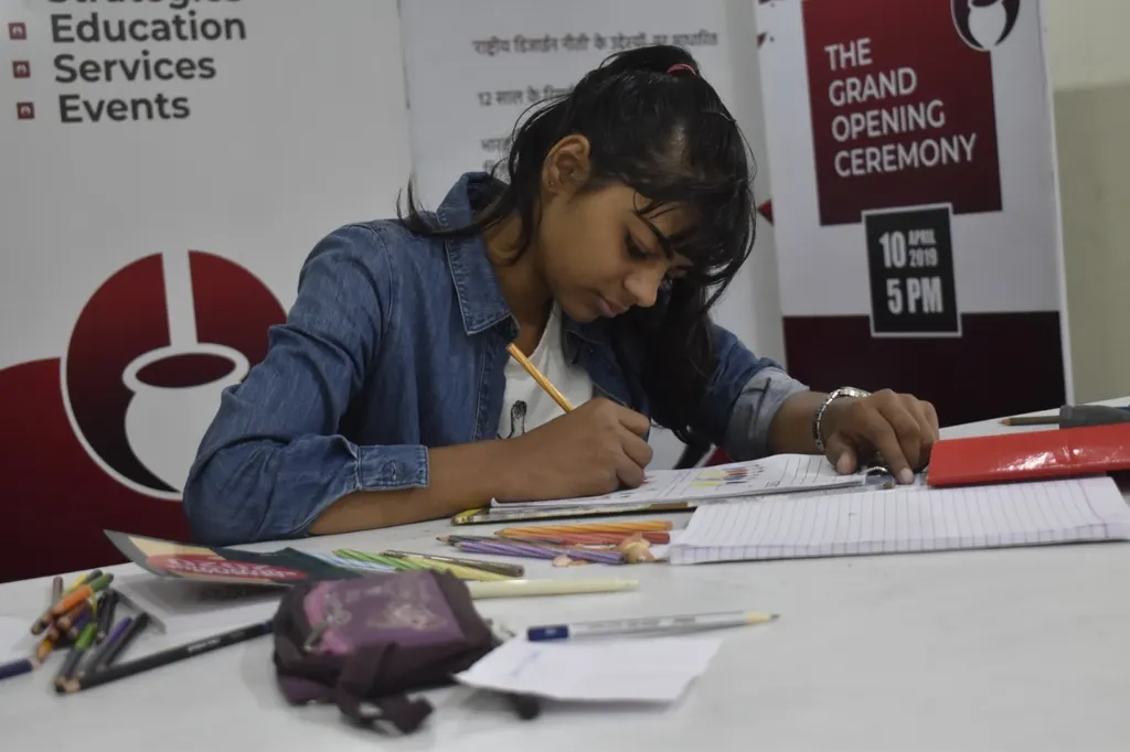 DAD Institute of Design — Art & Craft in Kidwaipuri
