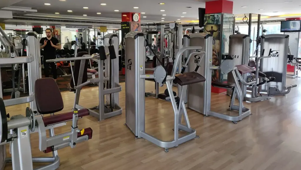 Gold's Gym