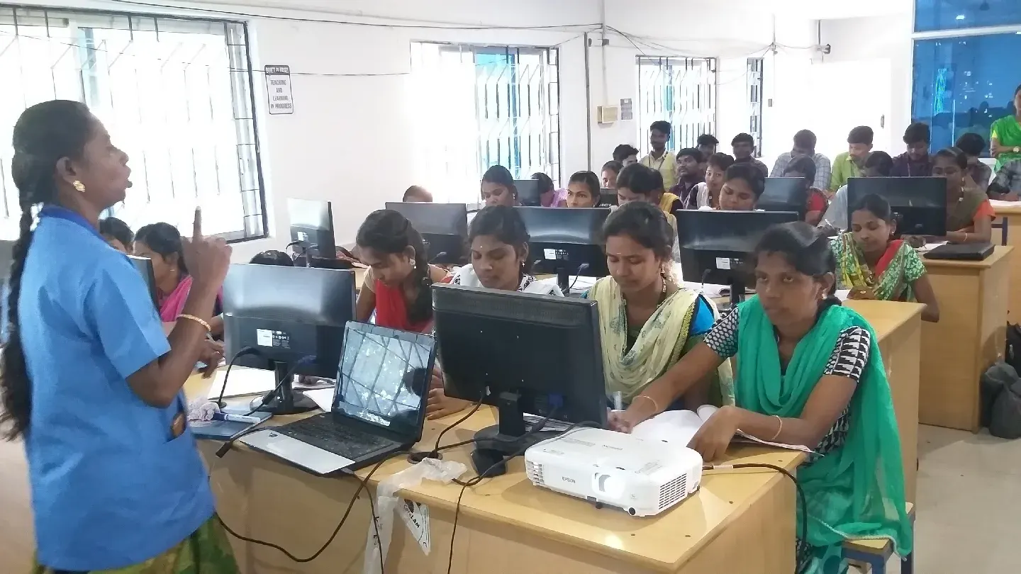 HI-TECH CAD CAM CENTRE - Autocad | CNC | Soildworks | RevitArch | BIM | stadd pro | Sketchup | PLC | PCB | Tally | Full Stack — Coding & Robotics in Madurai Main, Madurai