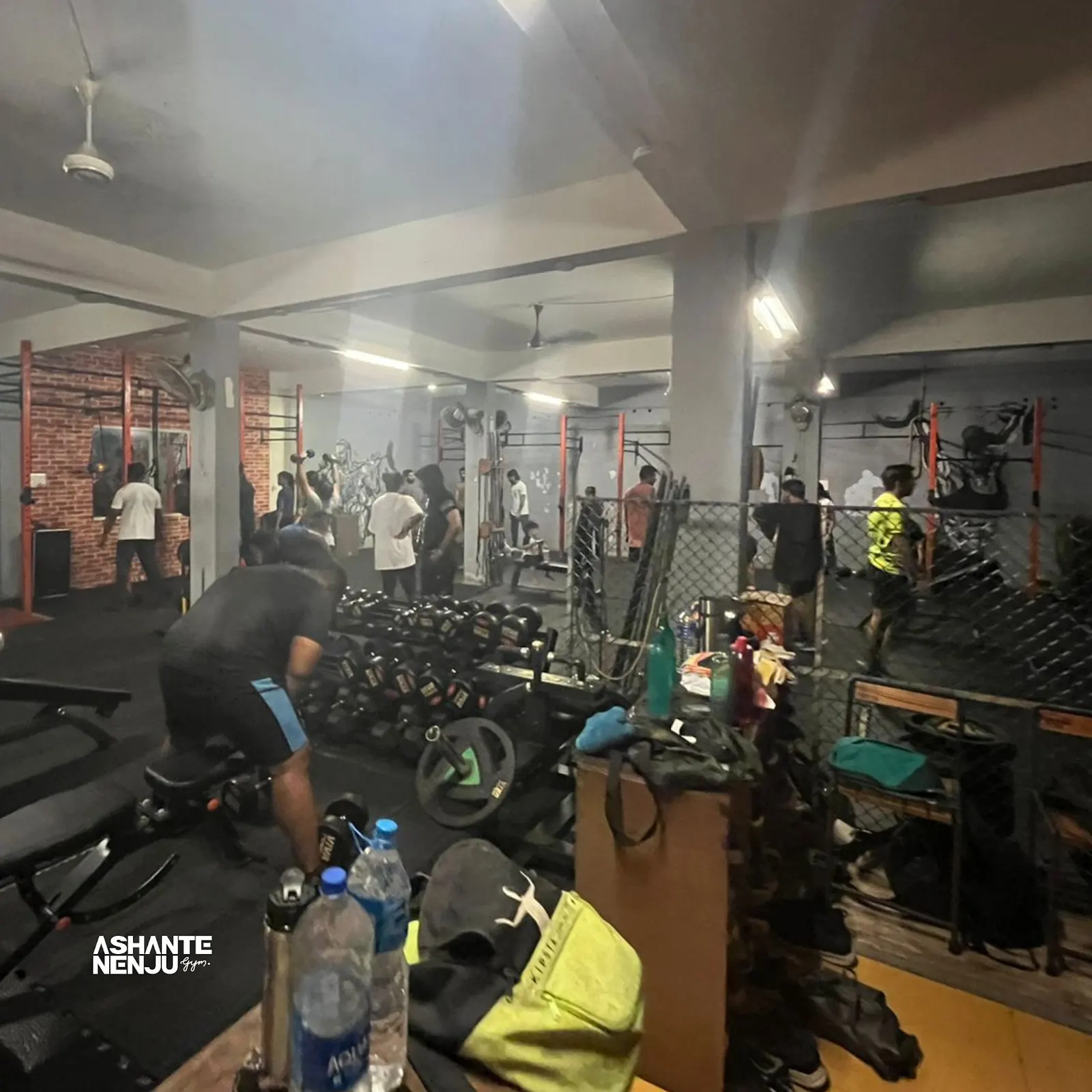 Ashante Nenju Fitness Centre, Ponekkara (ആശാന്റെ നെഞ്ച് ഫിറ്റ്നെസ്സ് സെന്റർ / ജിം , പൊണേക്കര ) — Fitness Center in Edappally, Kochi