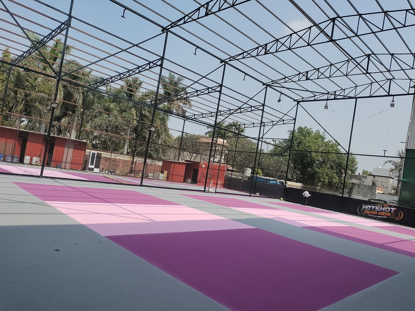 HOTSHOT SMASH ARENA