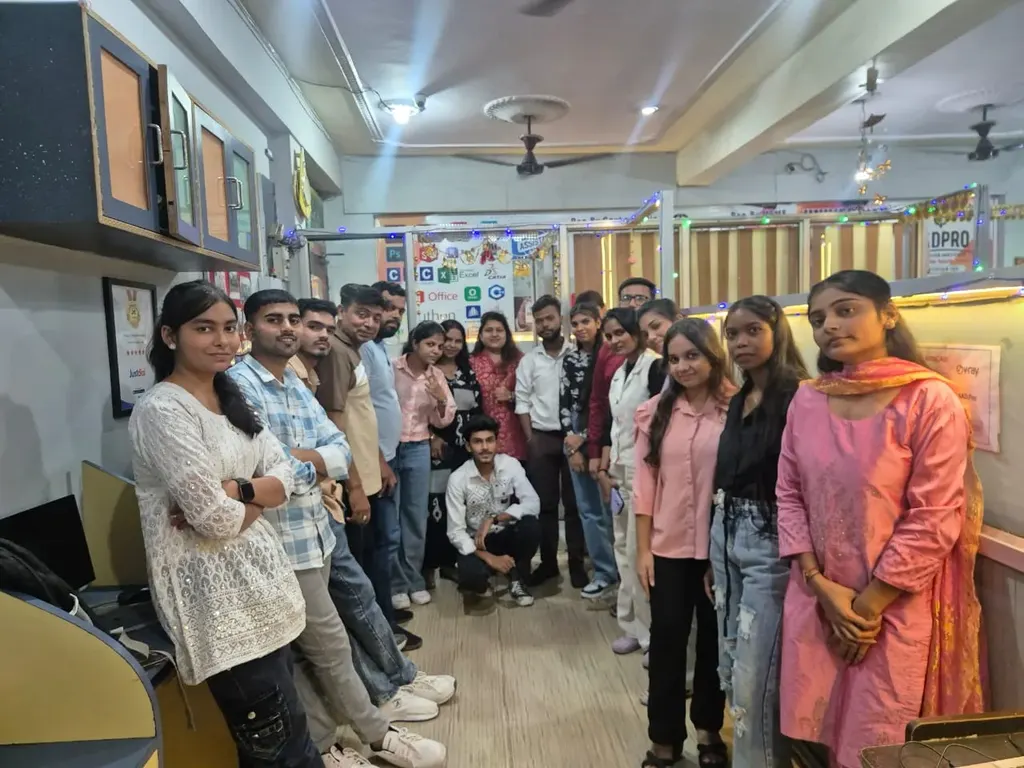 CadPro Computer Institute Begum Bridge- IT — Coding & Robotics in Begambagh