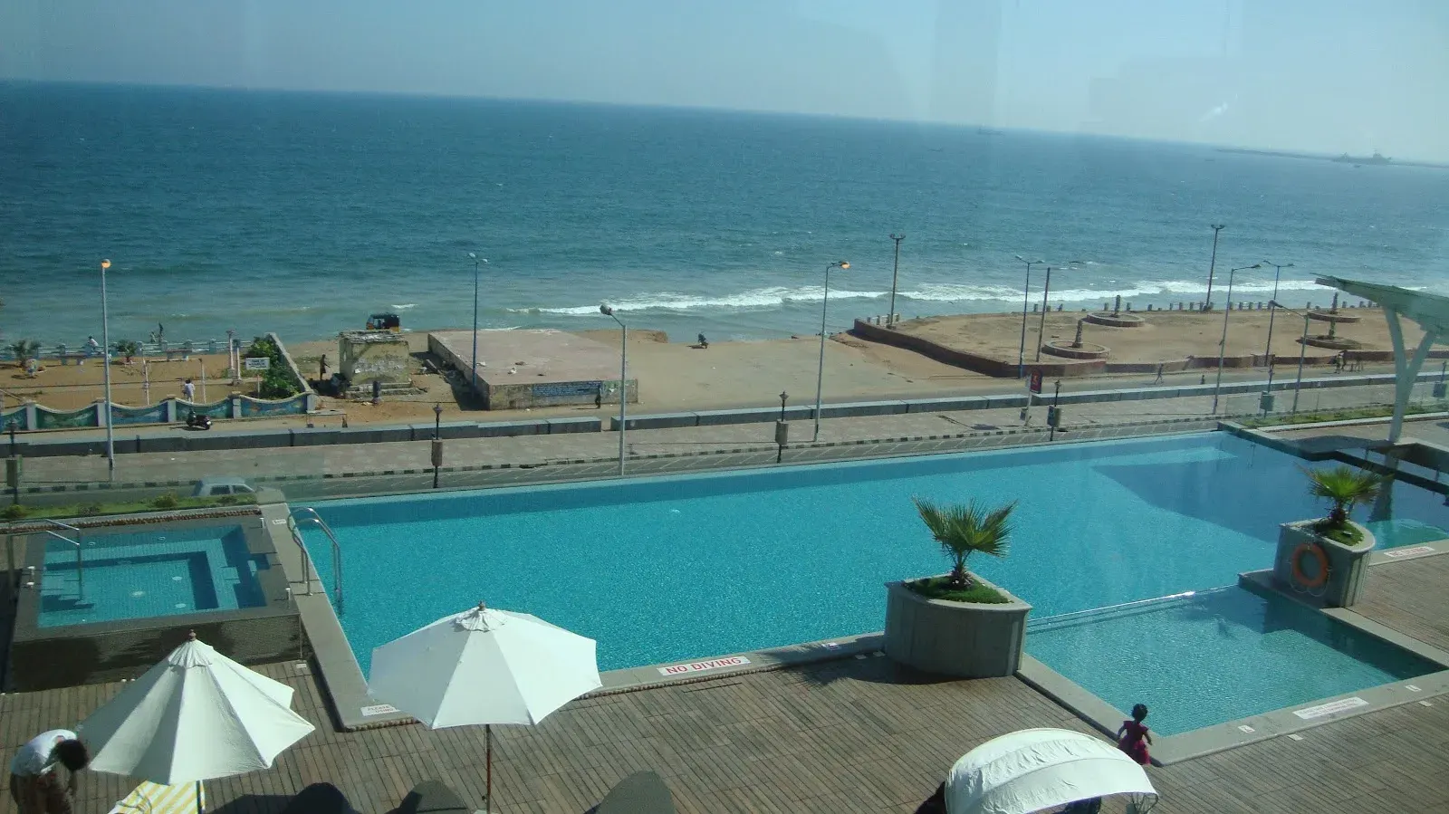 Beach View swimming pool photo 1