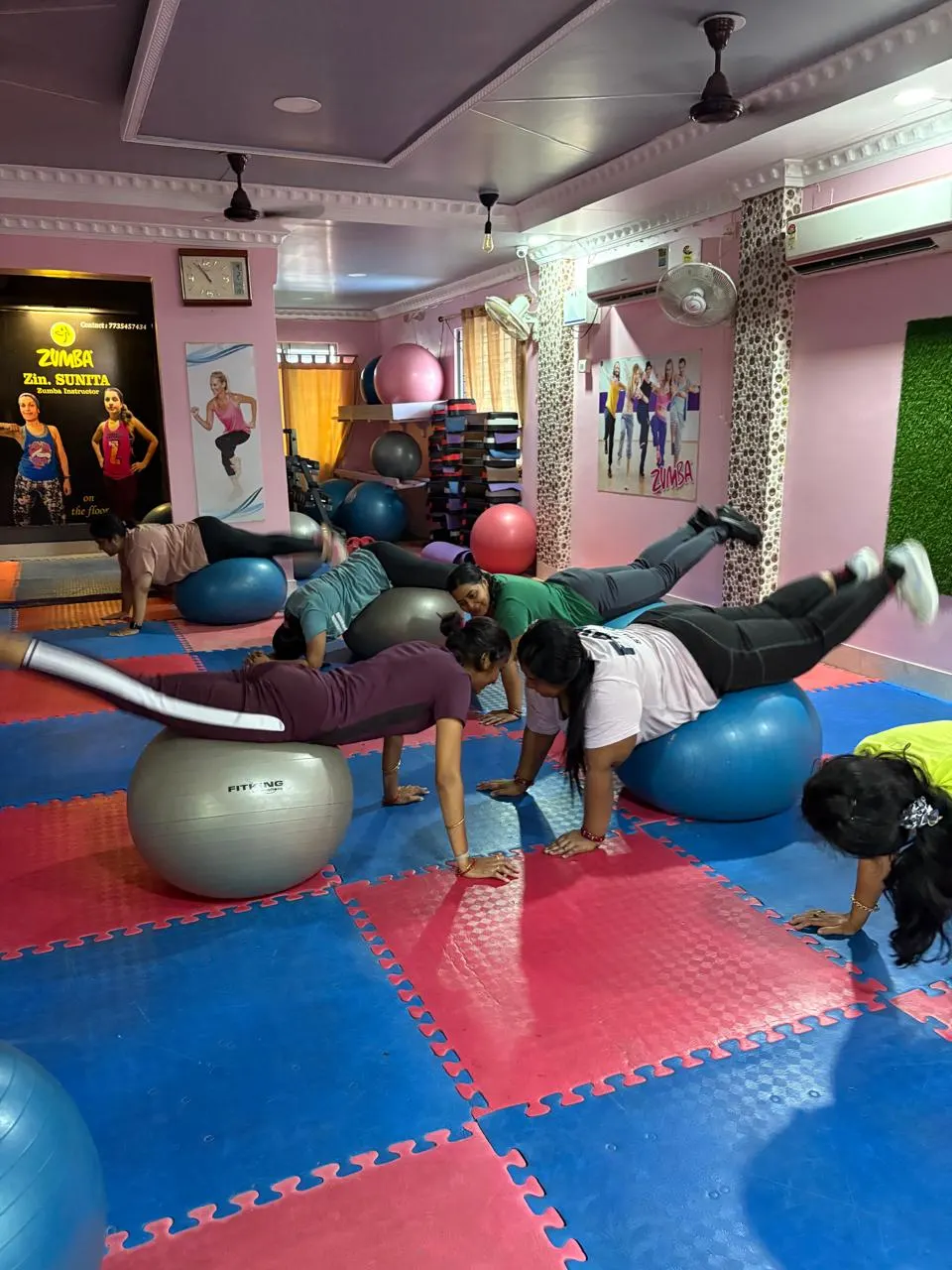 She Slimming & Fitness Centre