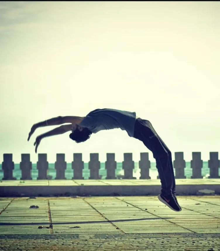 BREATH IN BREATH OUT - GYMNASTICS photo 1