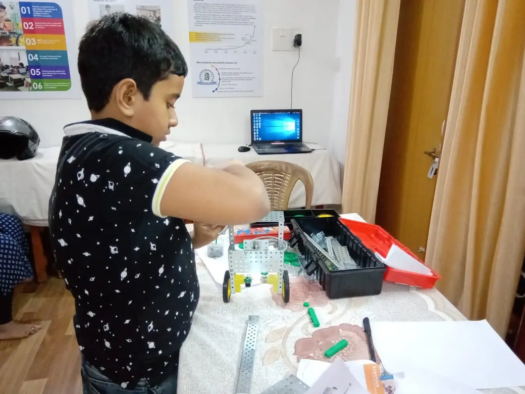 Mechatron Robotics (Robotics classes at Ram Nagar, Nagpur) — Coding & Robotics in Ram Nagar, Nagpur