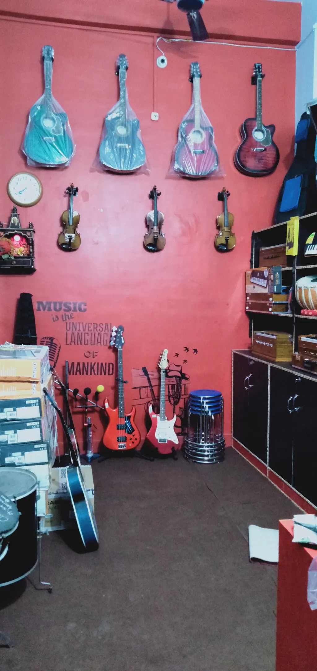 Octave Music Classes Hajiganj — Music in Hajiganj