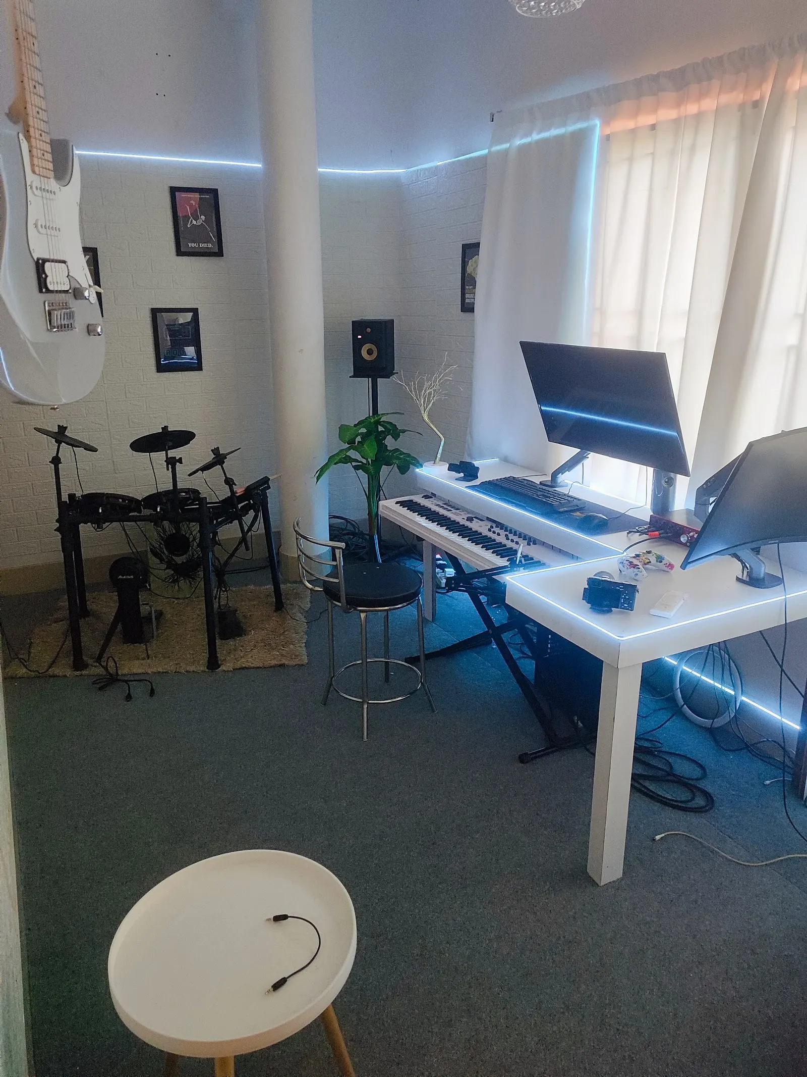 FAST FINE MUSIC STUDIOS — Music in Jharapada, Bhubaneswar