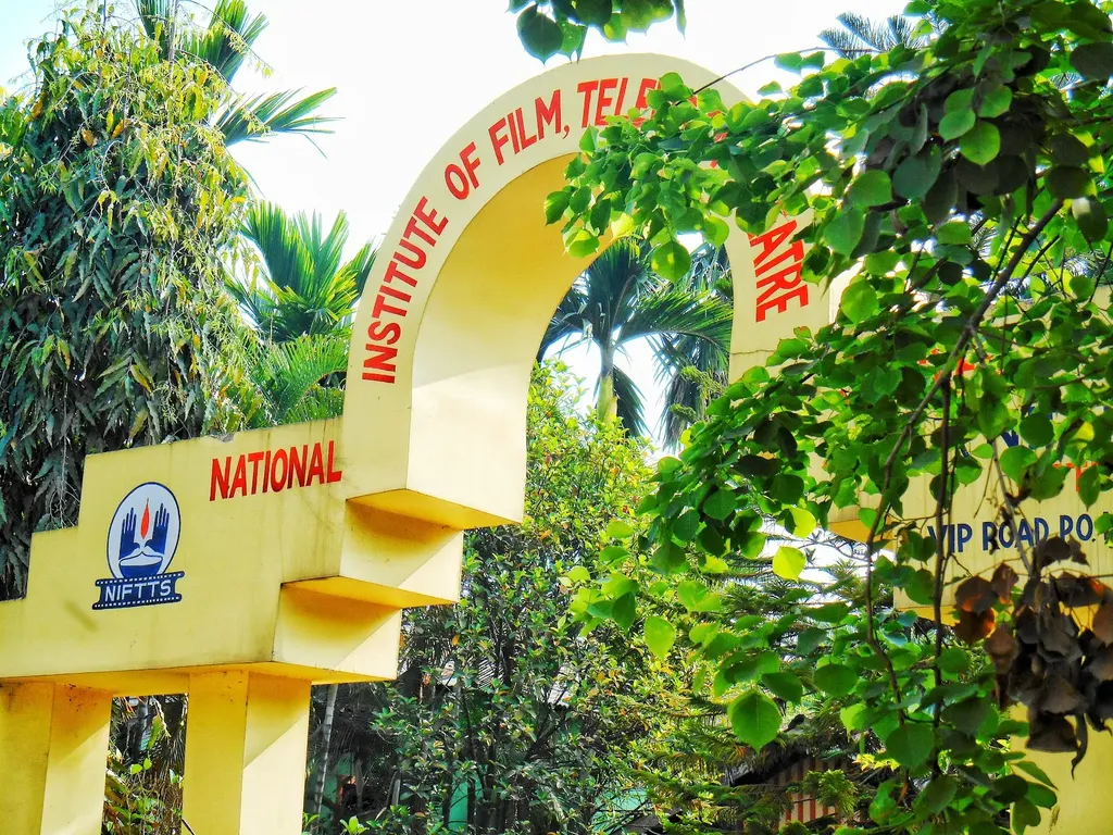 National Institute of Film, Television and Theater Studies — Theatre & Drama in Hengrabari