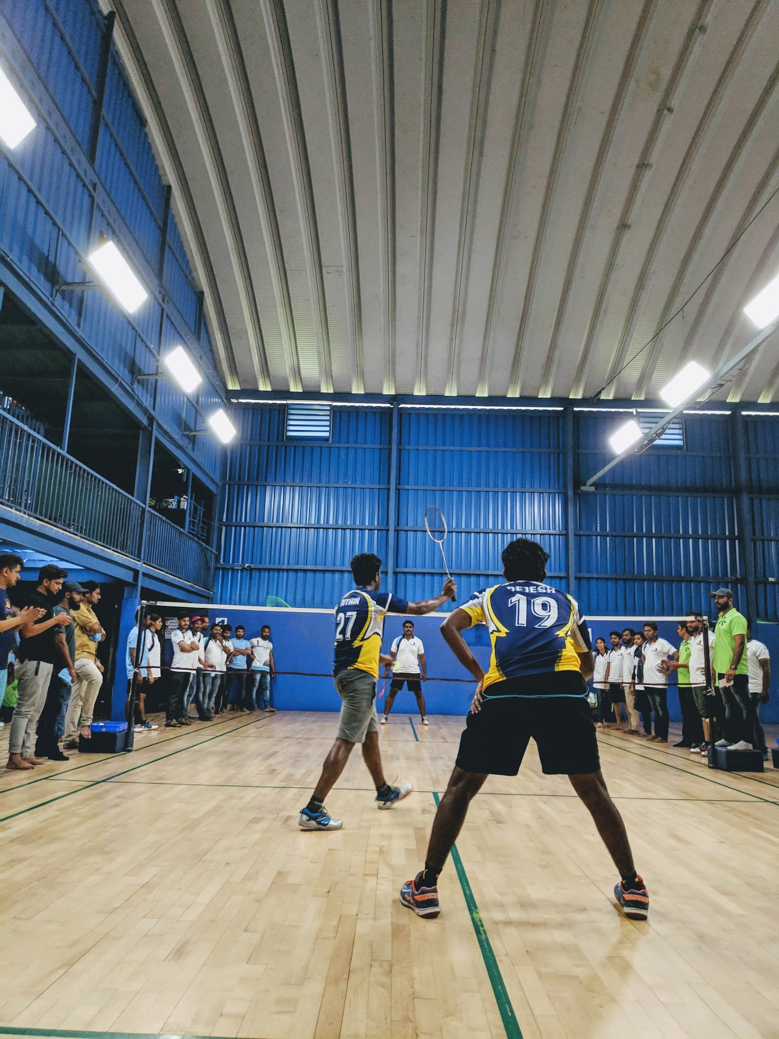 Smash Arena Badminton