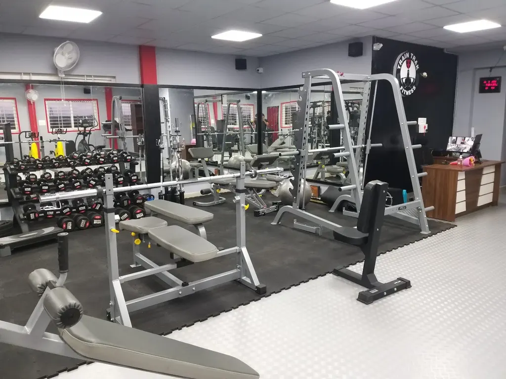 Train Trak Fitness — TK Layout