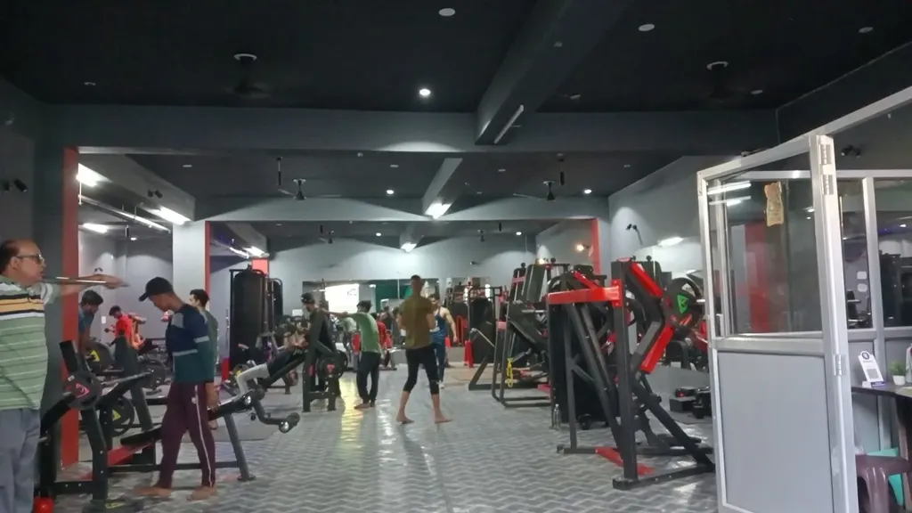 The Muscle Studio Unisex Gym — Strength & Powerlifting in Kalyanpur