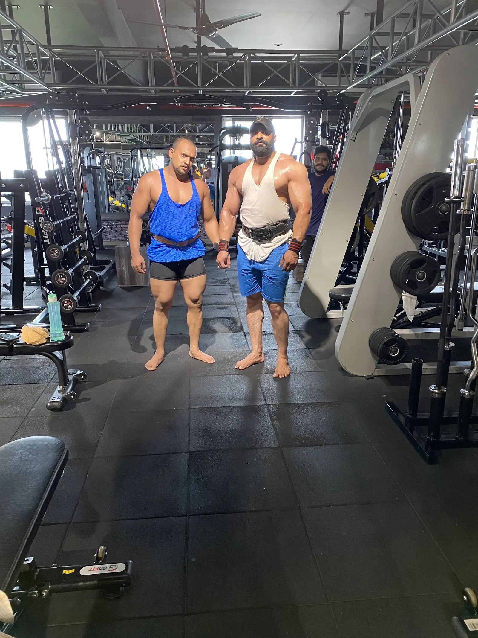Leegend muscle factory photo 1