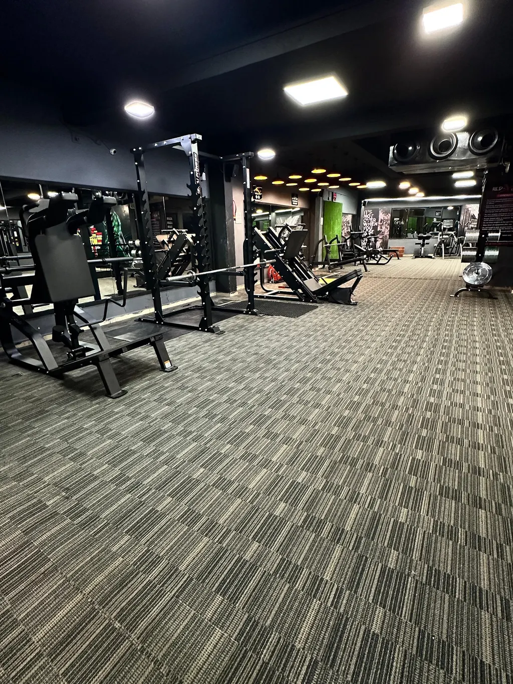 Red-X Gym — Mota Varachha