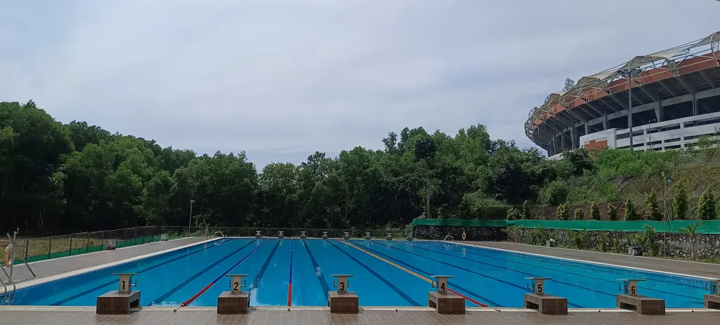 H2OHUB Aquatic Center — Swimming in Karyavattom