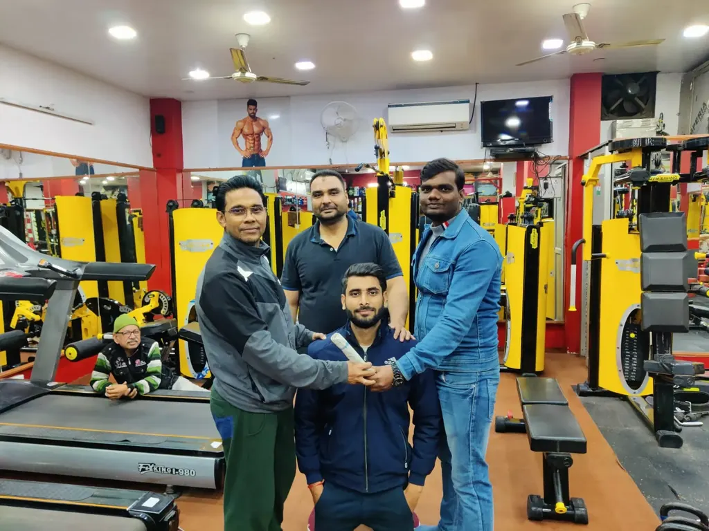 CROSS FIT GYM