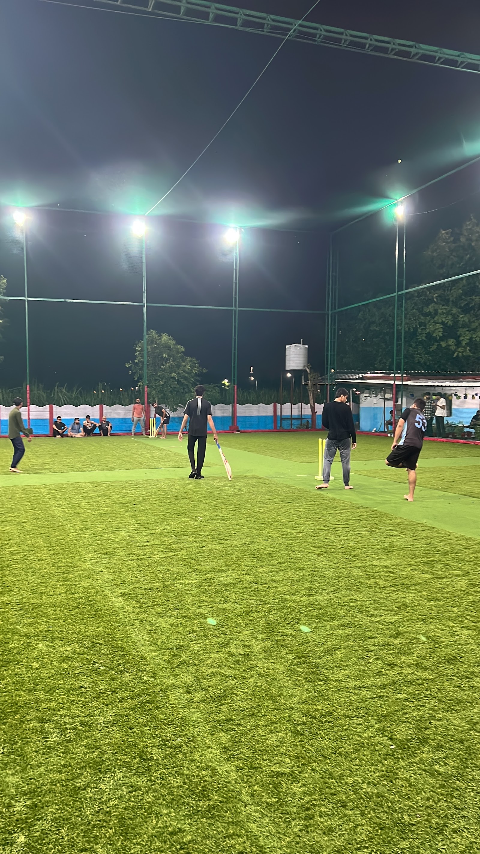 Happy Sports Club & Food Corner