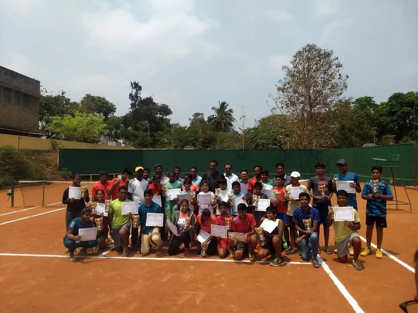 AU Tennis Complex — Tennis in Siripuram Junction, Visakhapatnam