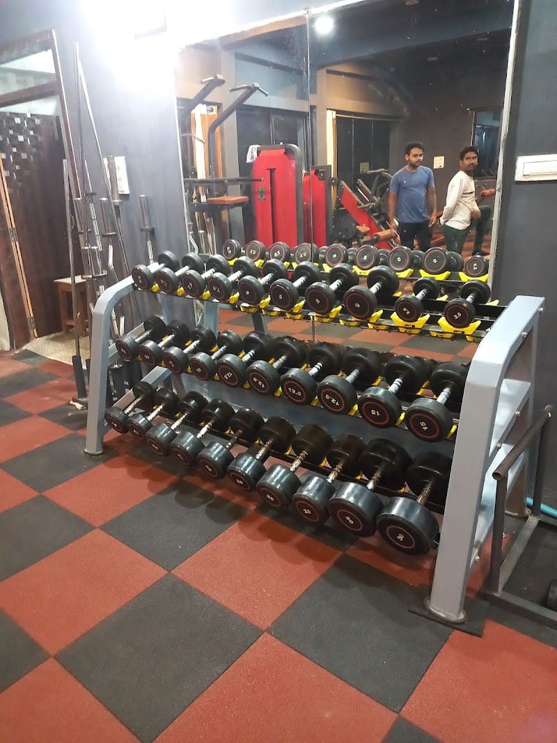 City fitness centre, sail city