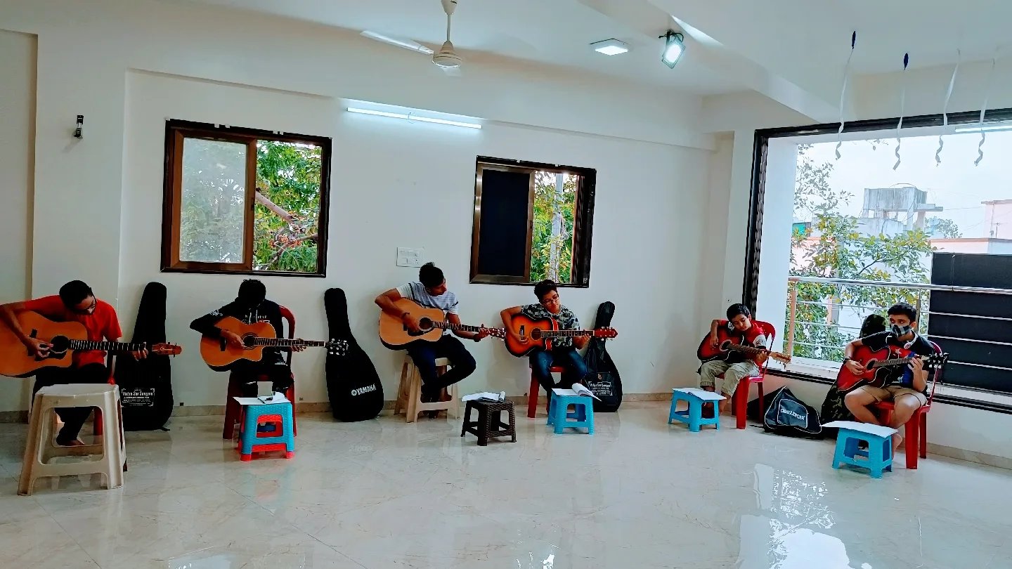 ACOUSTICA GUITAR ACADEMY — Music in Pathardi, Nashik