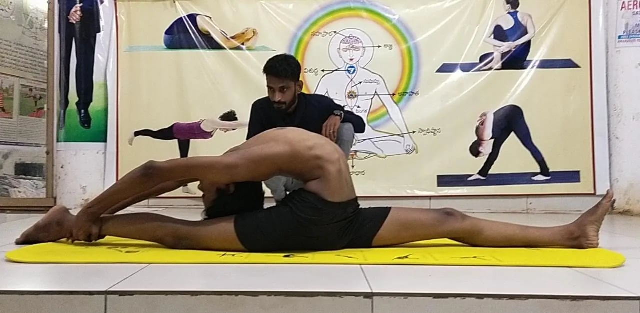 Ravi Kiran's Applied YOGA — Yoga in Ramalingeswara Nagar, Vijayawada