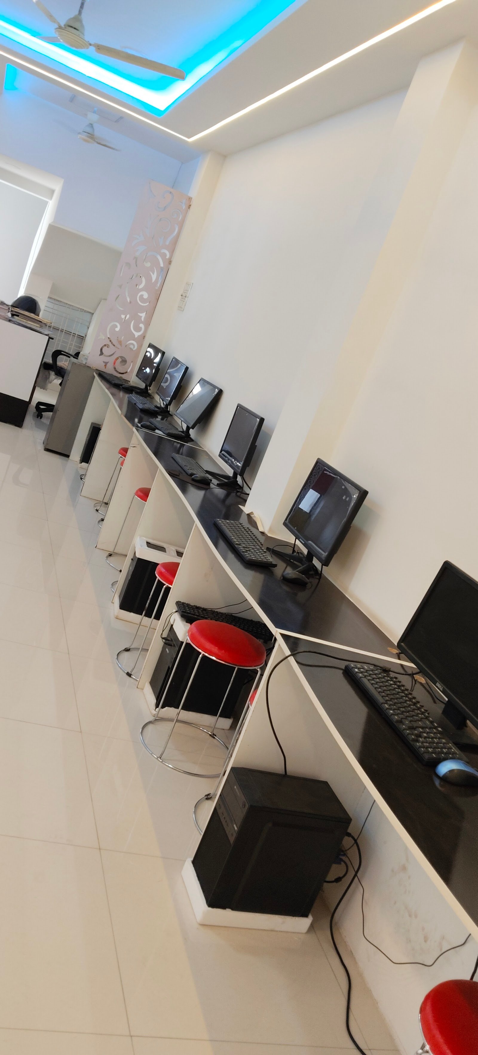 7 star computer — Coding & Robotics in Patil Nagar, Nagpur
